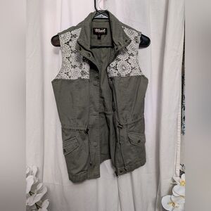 Stylish Olive Green Vest with Lace Accents